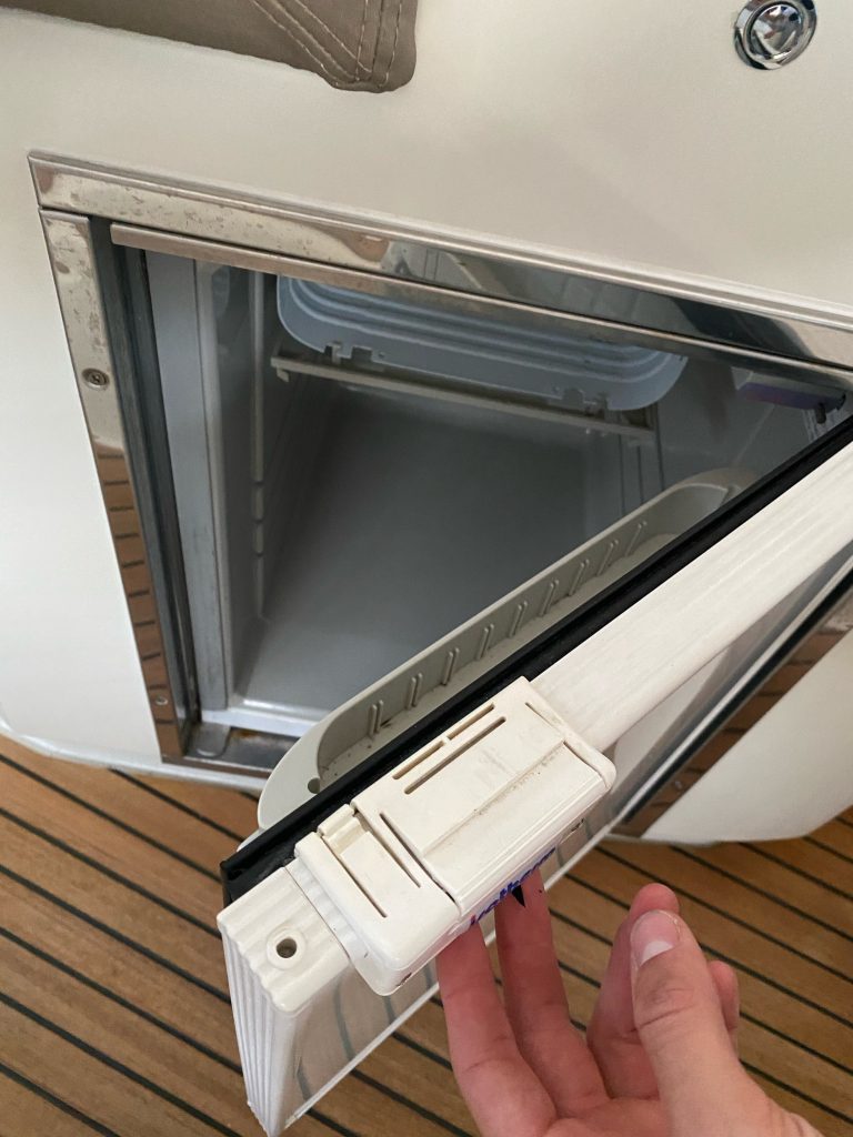 Prestige 390s - foto 7 - Happy Sailing