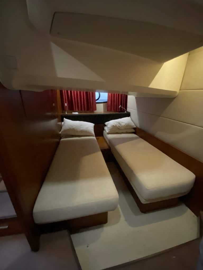Prestige 390s - foto 14 - Happy Sailing