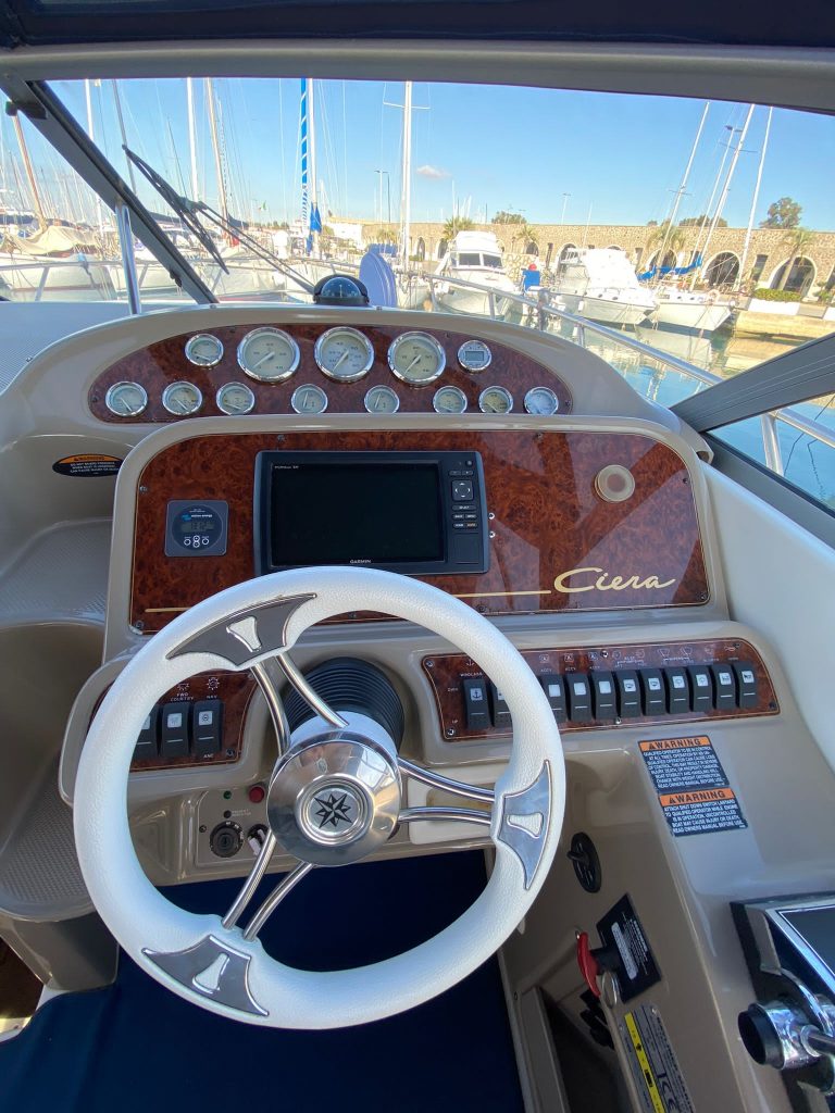 Bayliner 305 Ciera - foto 3 - Happy Sailing