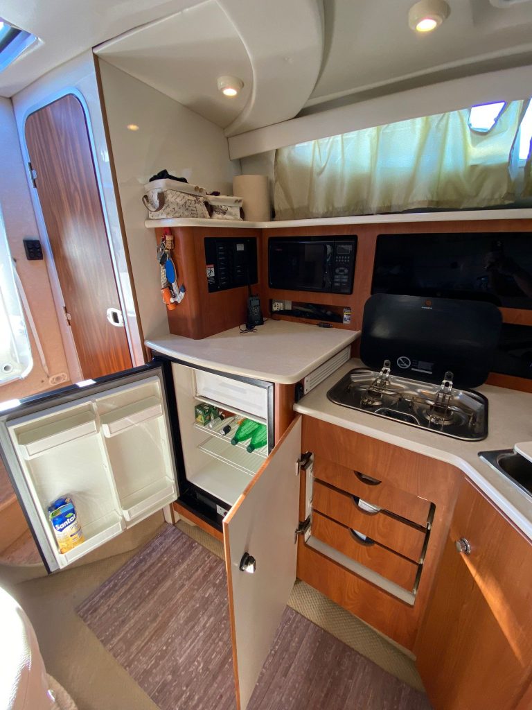 Bayliner 305 Ciera - foto 5 - Happy Sailing