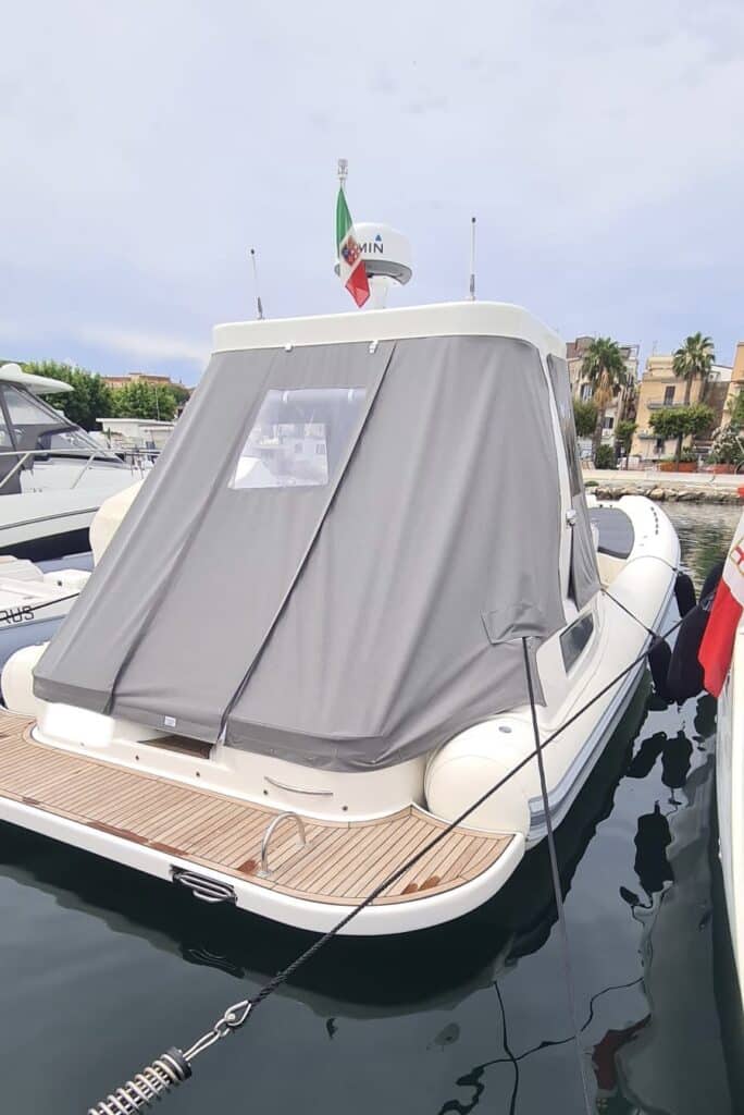 Maxi-gommone Domar D10 cabinato - foto 12 - Happy Sailing