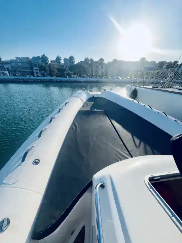 Maxi-gommone Domar D10 cabinato - foto 10 - Happy Sailing