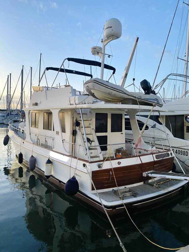 Grand Banks 47 Heritage Europa - Happy Sailing
