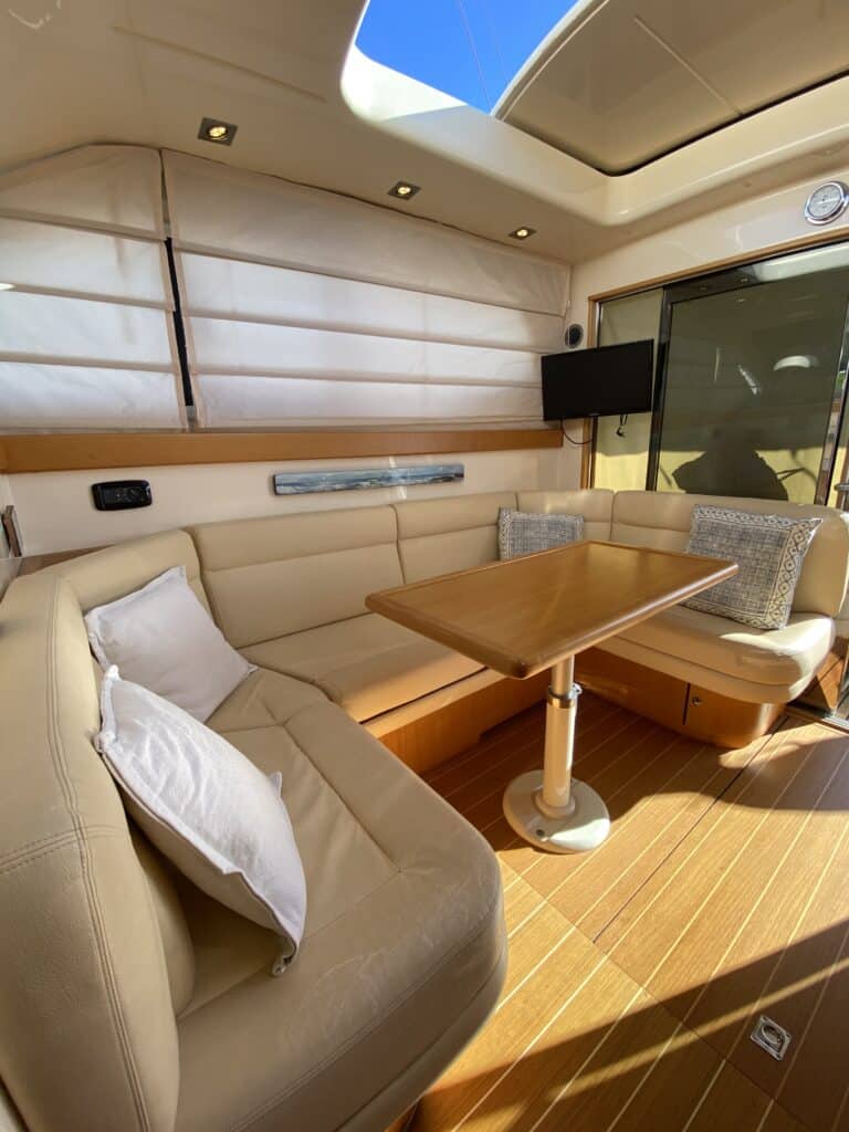 Portofino 37 Hard Top - foto 7 - Happy Sailing