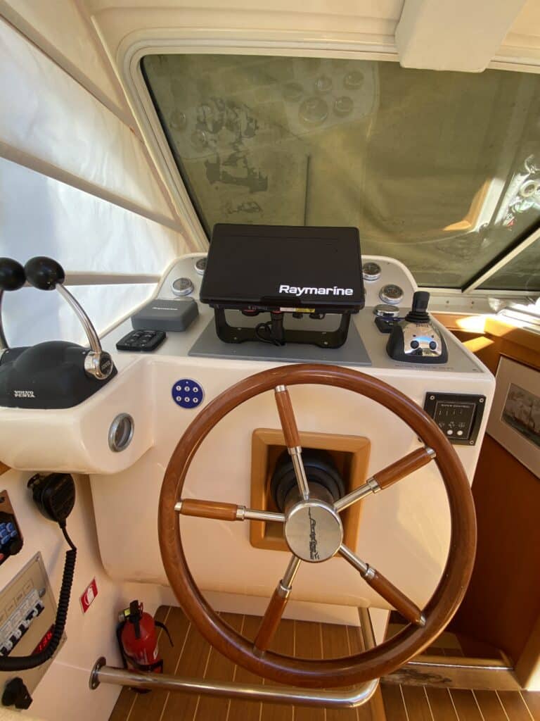 Portofino 37 Hard Top - foto 21 - Happy Sailing