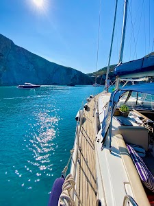 Happy Sailing - Yacht Sale & Charter