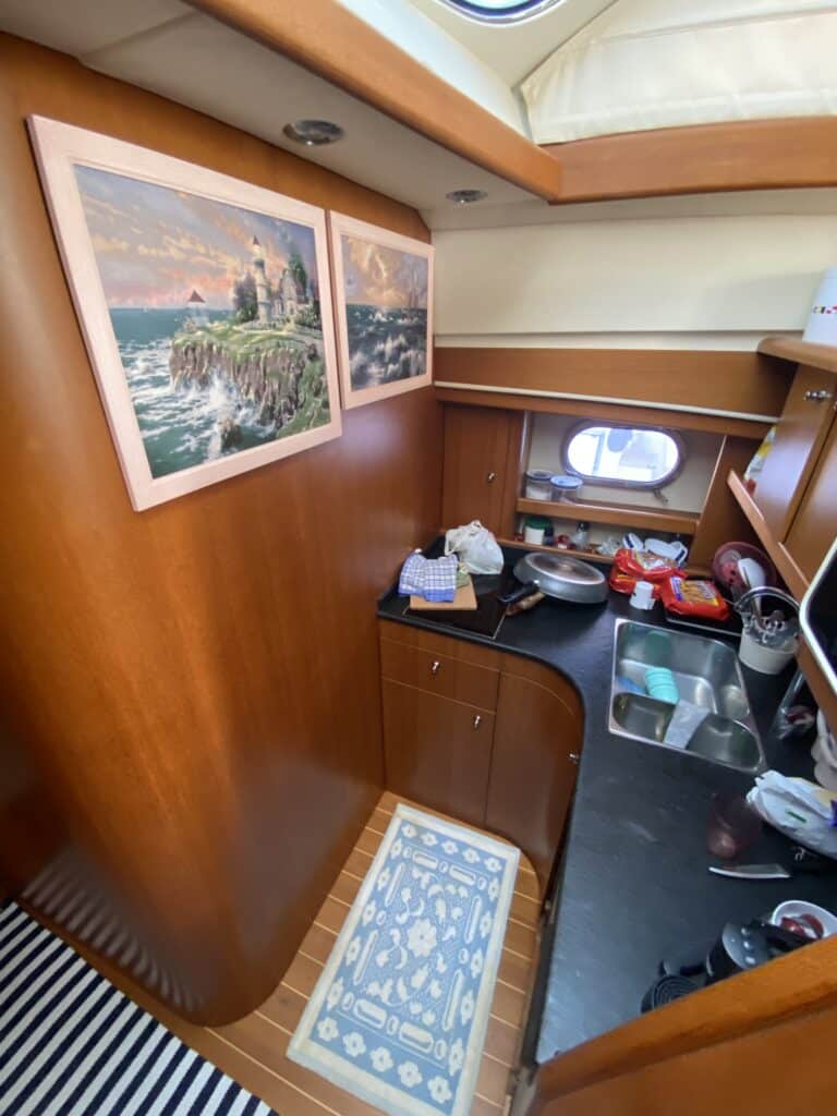 Portofino Marine 47 Fly - foto 11 - Happy Sailing