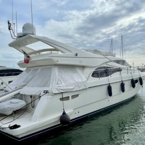 Ferretti 590 FLY