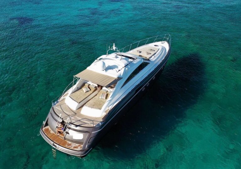 Princess V65 Hard Top - Happy Sailing