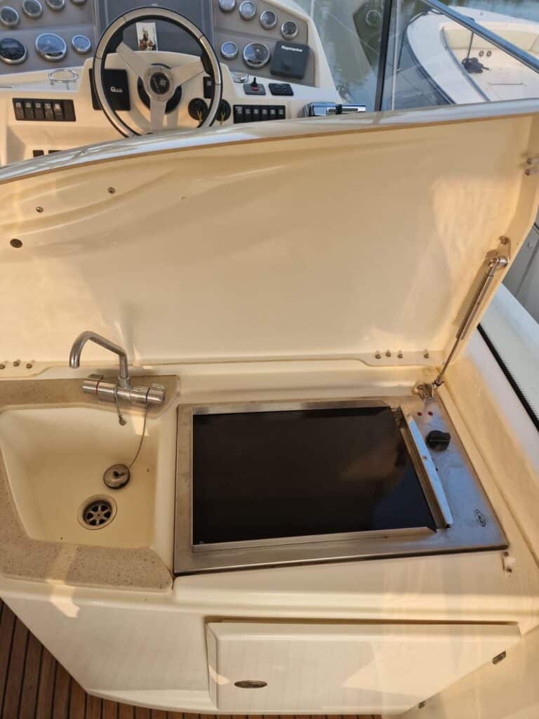 Jeanneau Prestige 38S - foto 5 - Happy Sailing