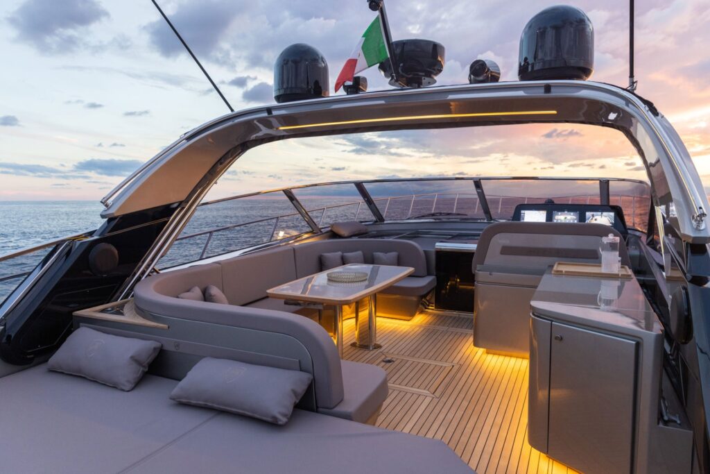 Rizzardi GR 63 - foto 12 - Happy Sailing