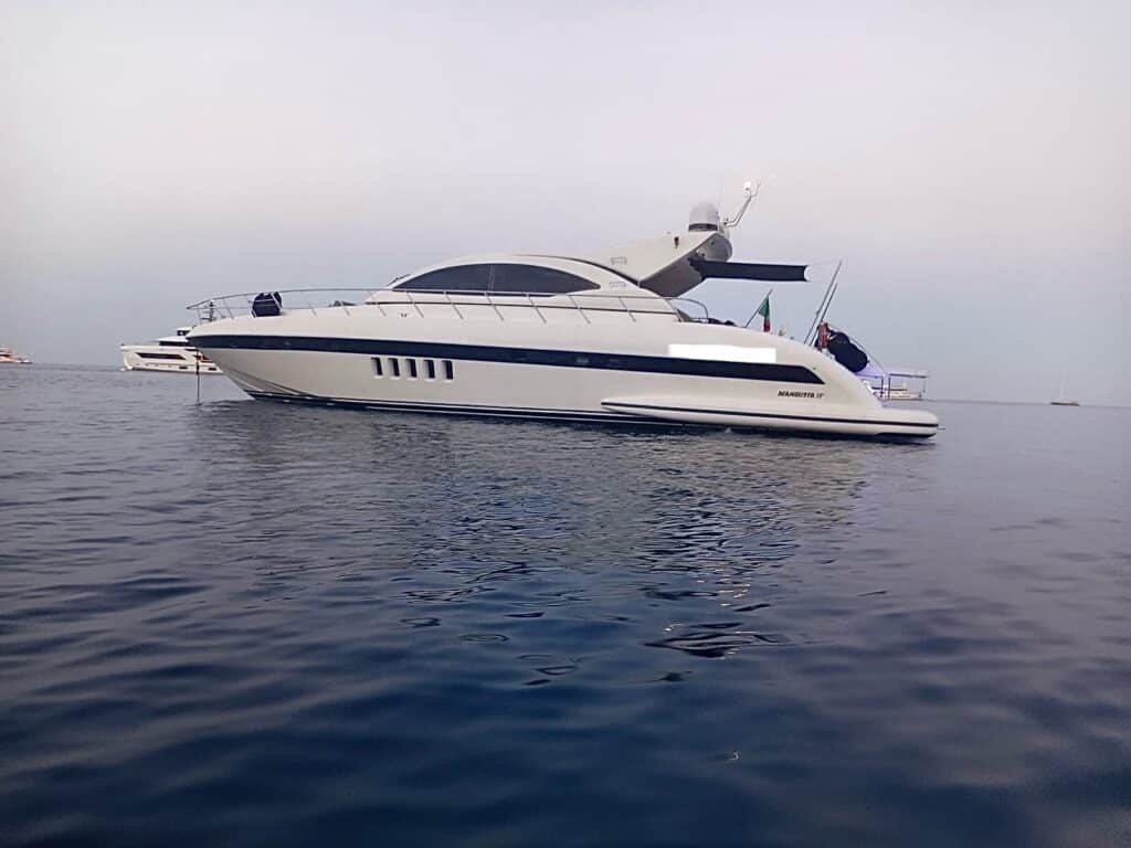 Overmarine Mangusta 72 - Happy Sailing