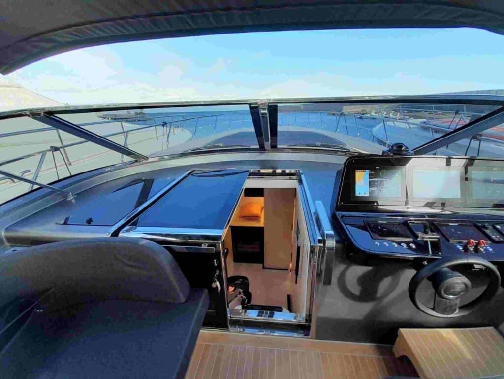 Rizzardi GR 63 - foto 4 - Happy Sailing