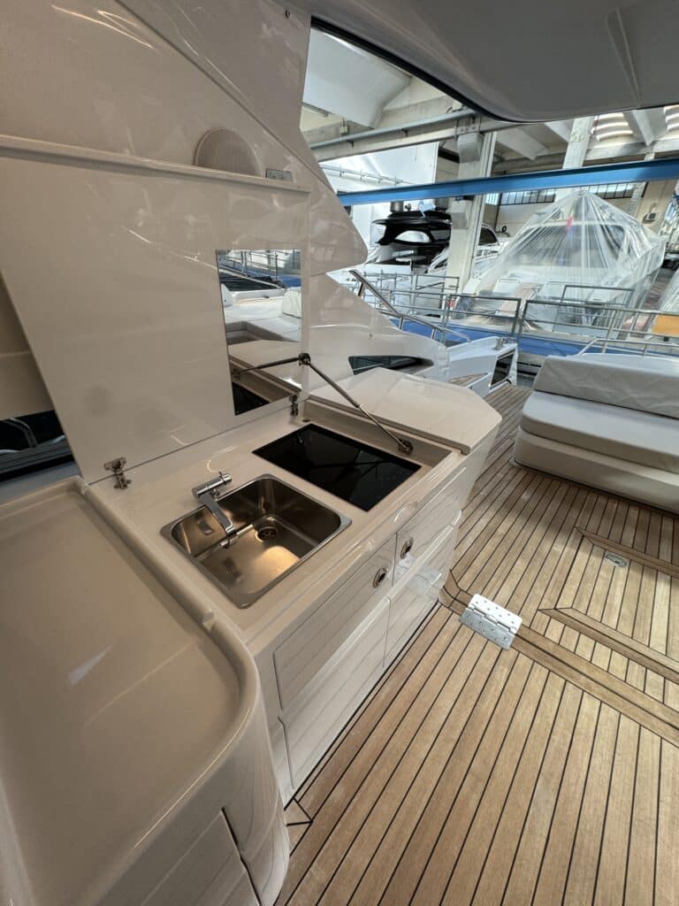 Rizzardi INFive - foto 14 - Happy Sailing