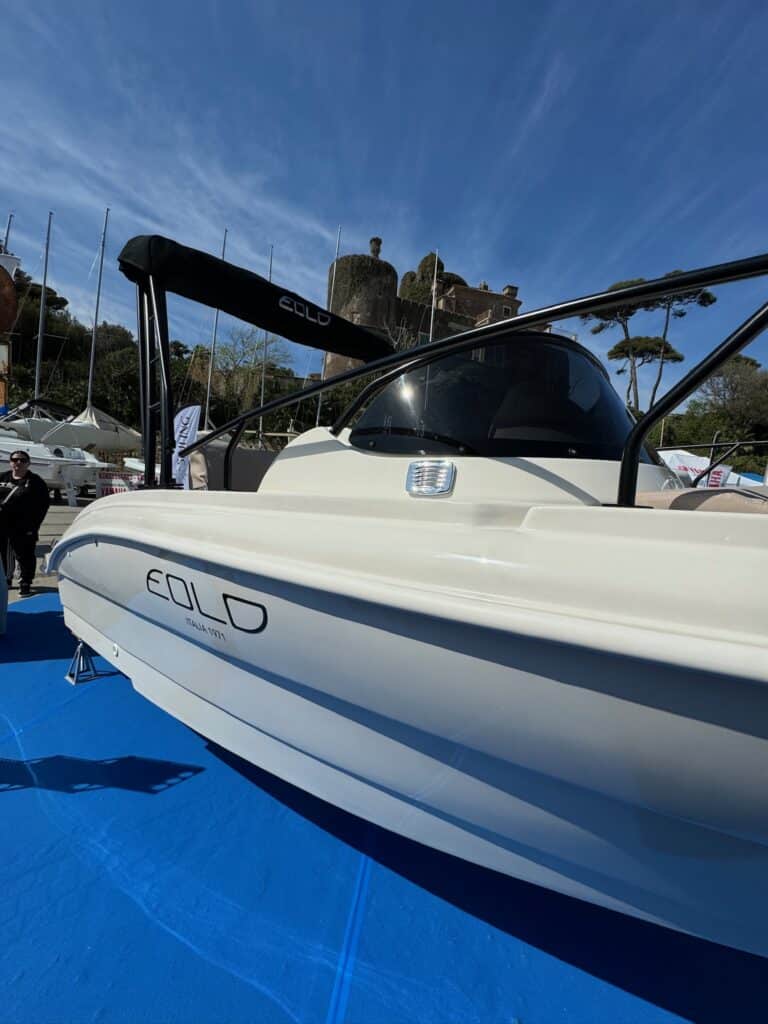 Eolo 6.4 EL - foto 5 - Happy Sailing
