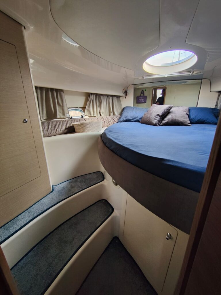 Sessa Oyster 35 - foto 11 - Happy Sailing