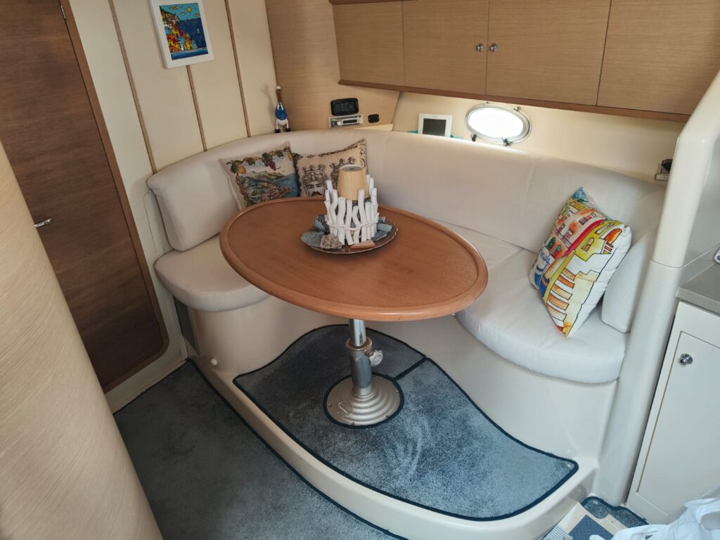 Sessa Oyster 35 - foto 7 - Happy Sailing
