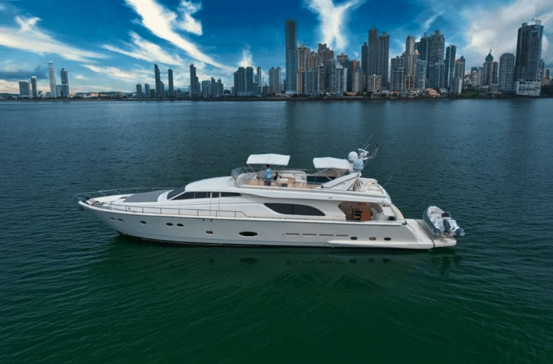FERRETTI 810 - foto 5 - Happy Sailing