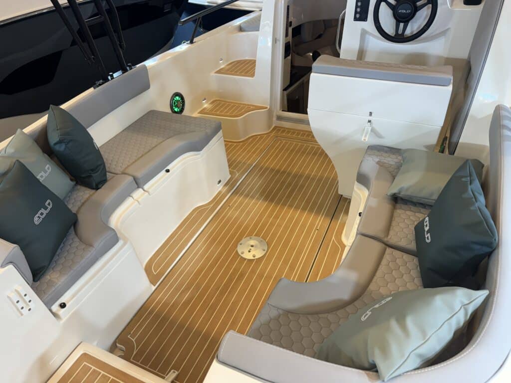 EOLO 7.9 EL - foto 5 - Happy Sailing