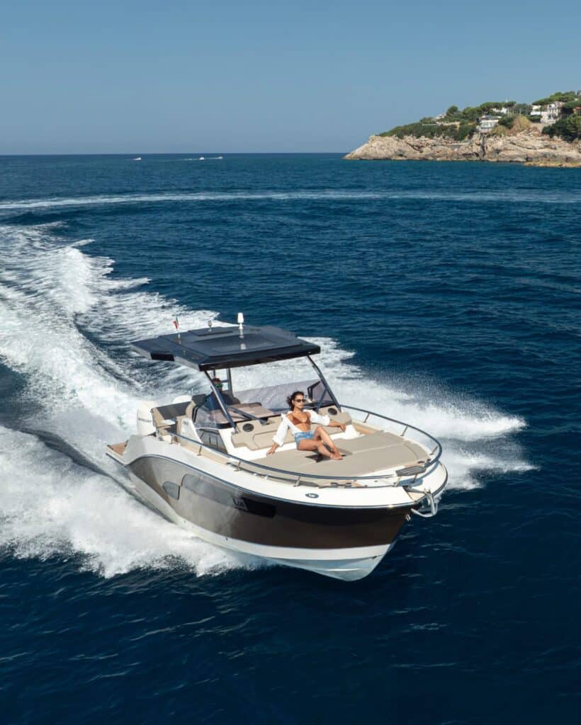 Eolo Nove - foto 16 - Happy Sailing