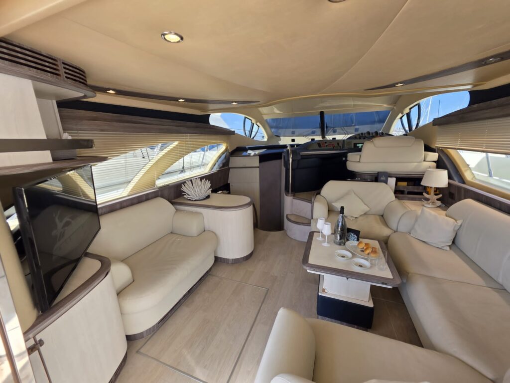 Azimut 50’ fly - foto 3 - Happy Sailing