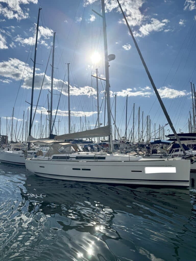 Dufour 405 grand large - foto 2 - Happy Sailing