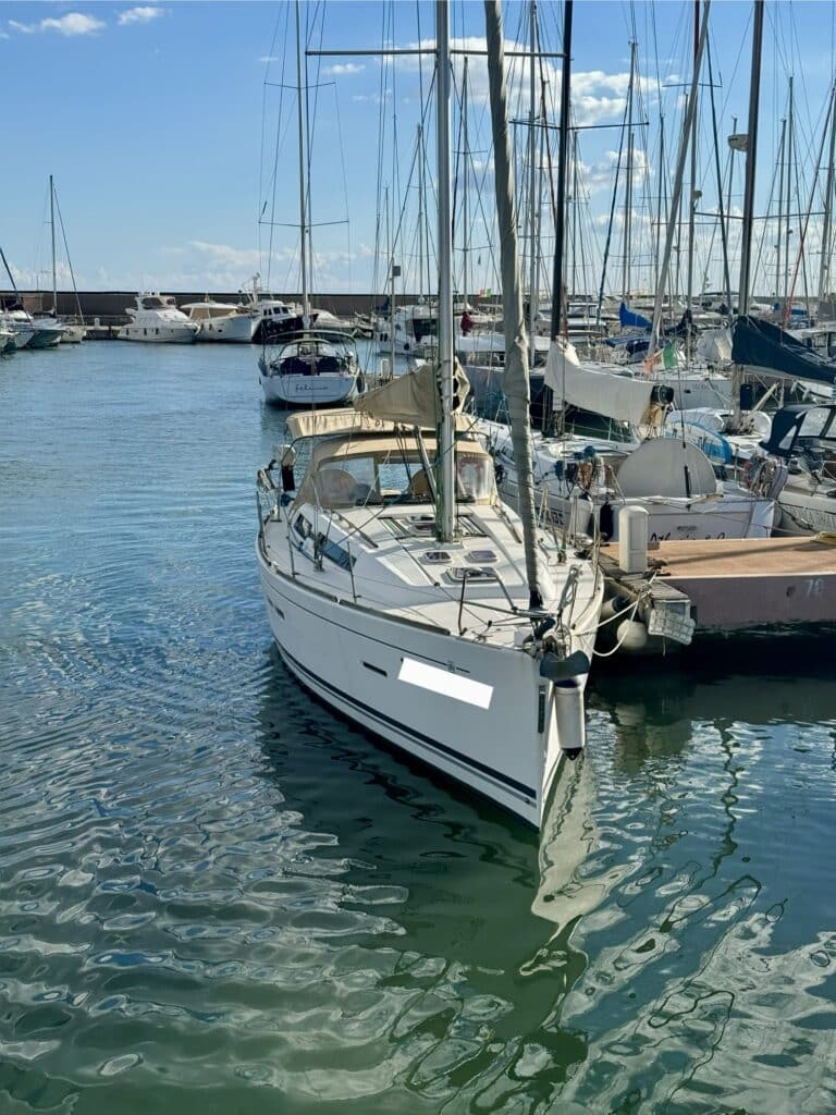 Dufour 405 grand large - foto 3 - Happy Sailing