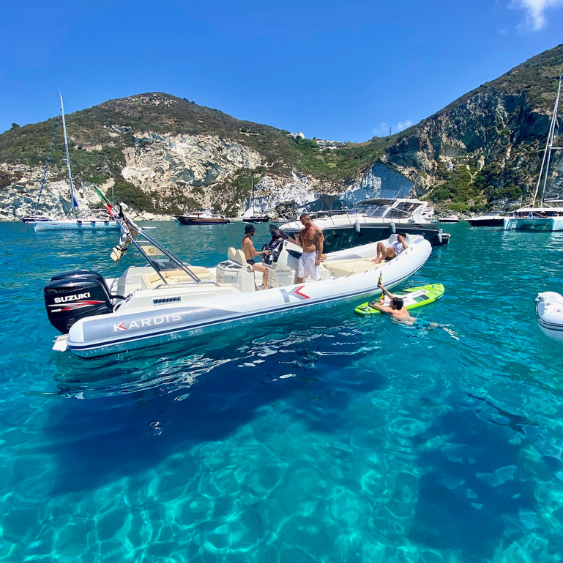 giornata in gommone alle isole Pontine