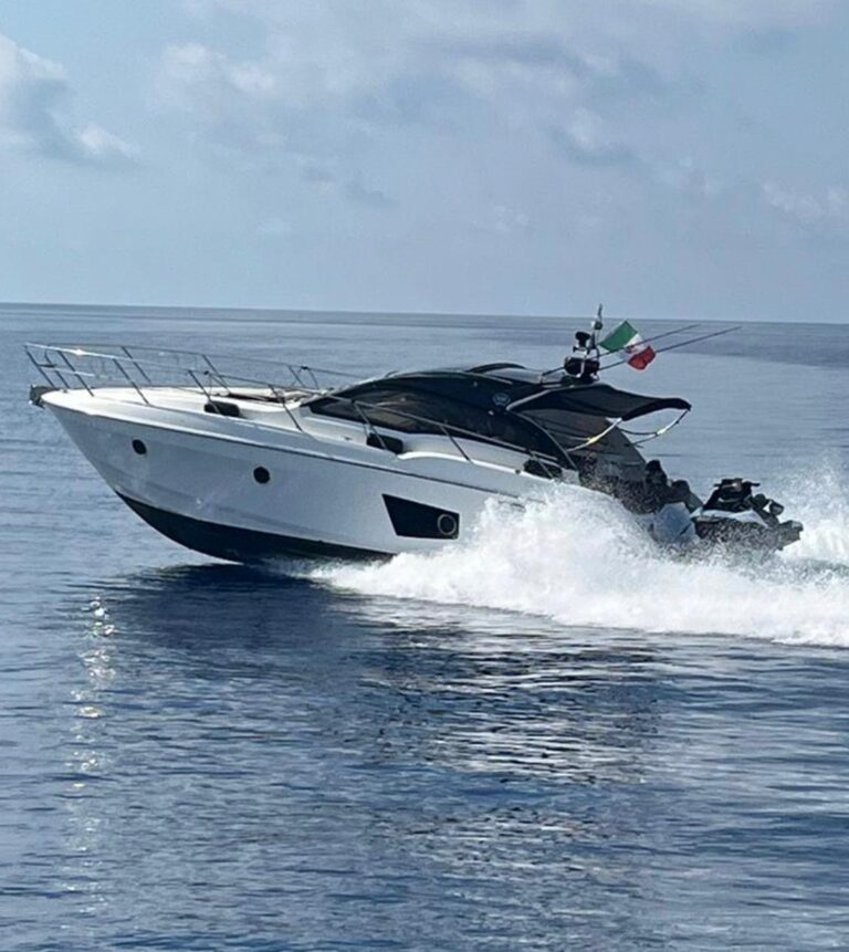 SESSA C38 - Happy Sailing