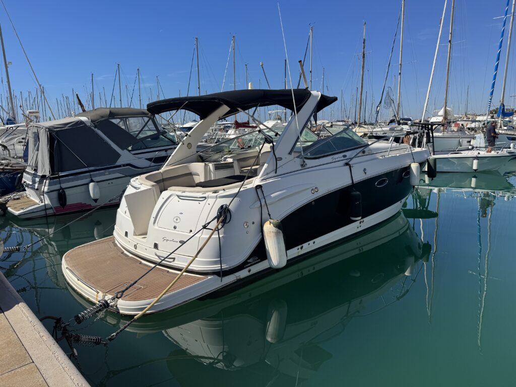 CHAPARRAL 330 SIGNATURE