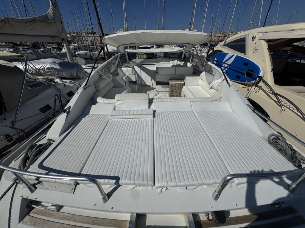 PERSHING 40 - foto 2 - Happy Sailing