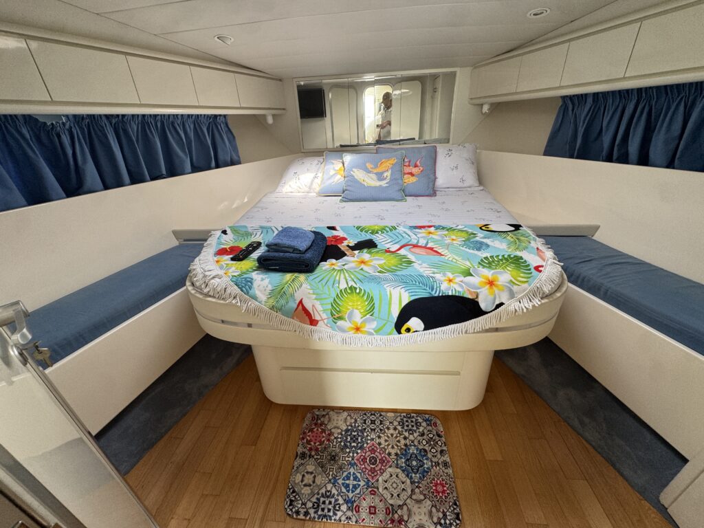 PERSHING 40 - foto 7 - Happy Sailing