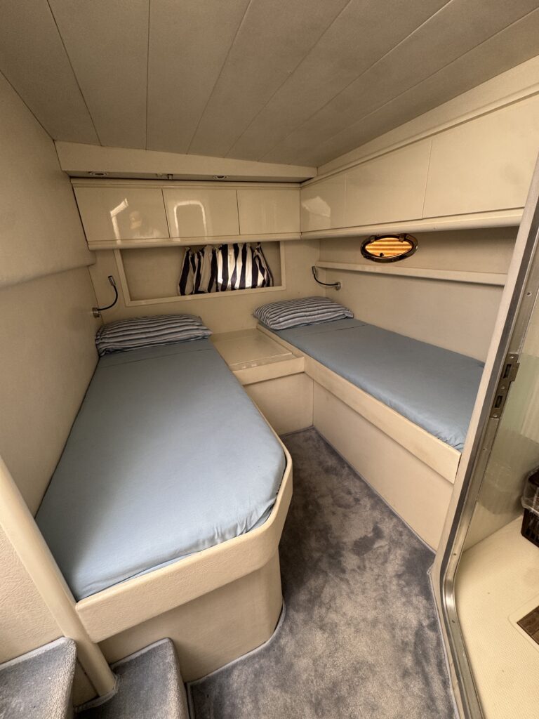PERSHING 40 - foto 8 - Happy Sailing