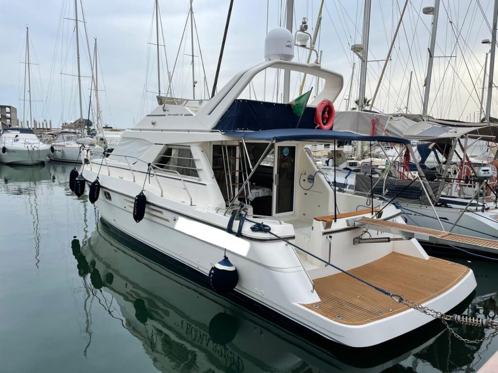 Princess 410 fly - foto 3 - Happy Sailing