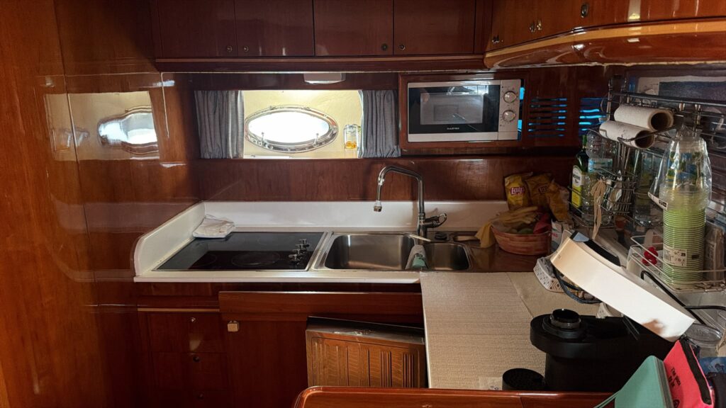 RIZZARDI 50 TOP LINE - foto 6 - Happy Sailing