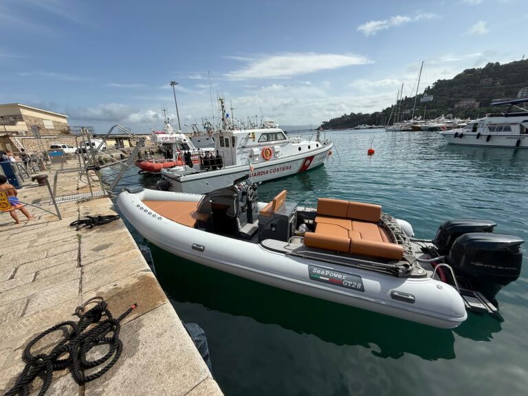 SEAPOWER GT28 - Happy Sailing