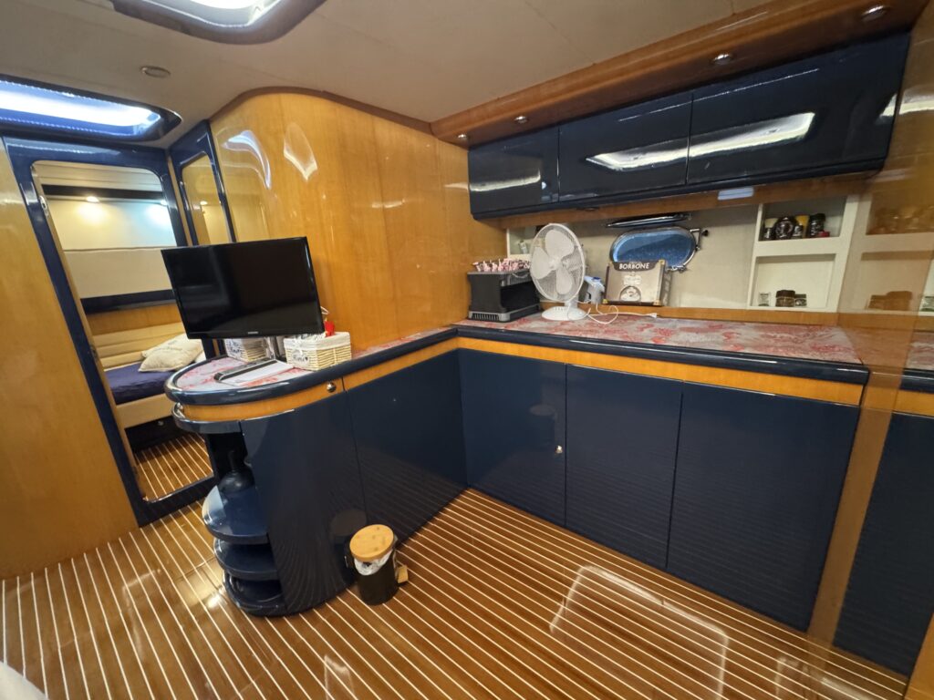 CANTIERI DI SARNICO 55 SPECIAL - foto 9 - Happy Sailing